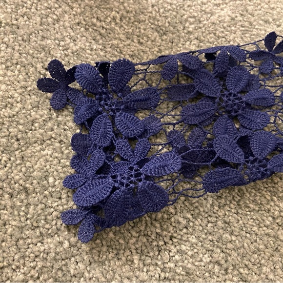 Reverse Navy Blue Crop Top with Crochet Flower Lace Sleeves (BNWT) - Picture 6 of 9